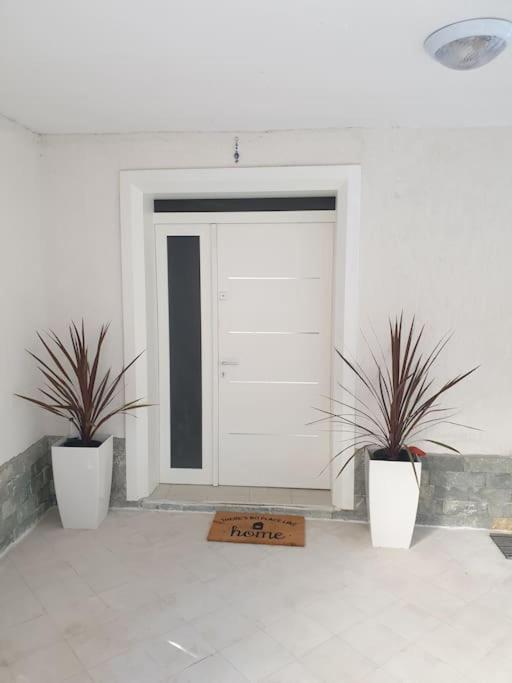 Shkodra 27 Center House别墅 外观 照片